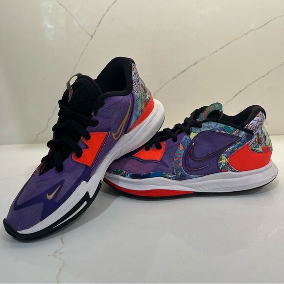 Nike Kyrie Low 5 Jewell Loyd Sneakers - Picture 4 of 10
